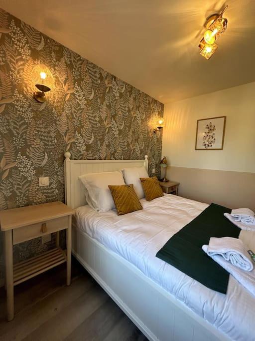 Photo of Bedroom in Douvres-la-Delivrande