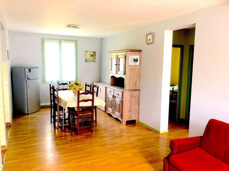Photo of Livingroom in Estaing