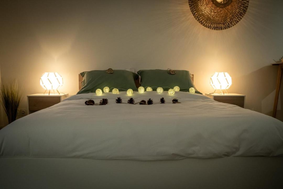 Photo of Bedroom in Fronsac