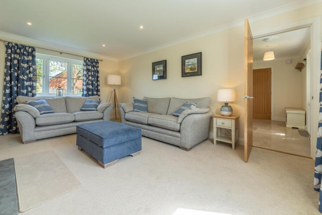 Photo of Others in Barney