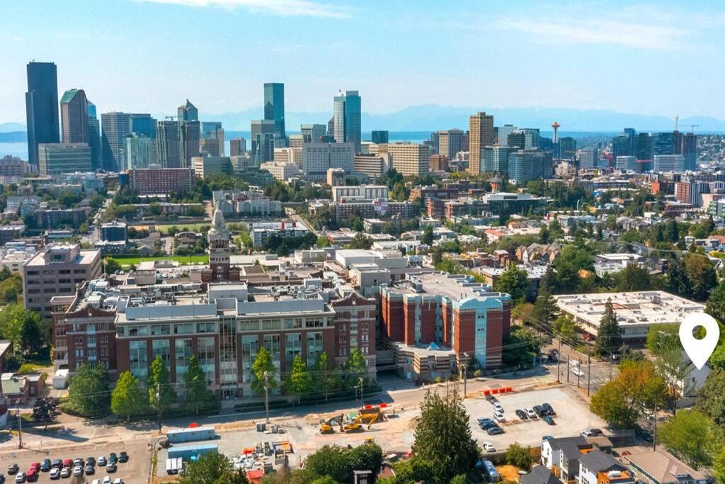 Photo of Others in Minor