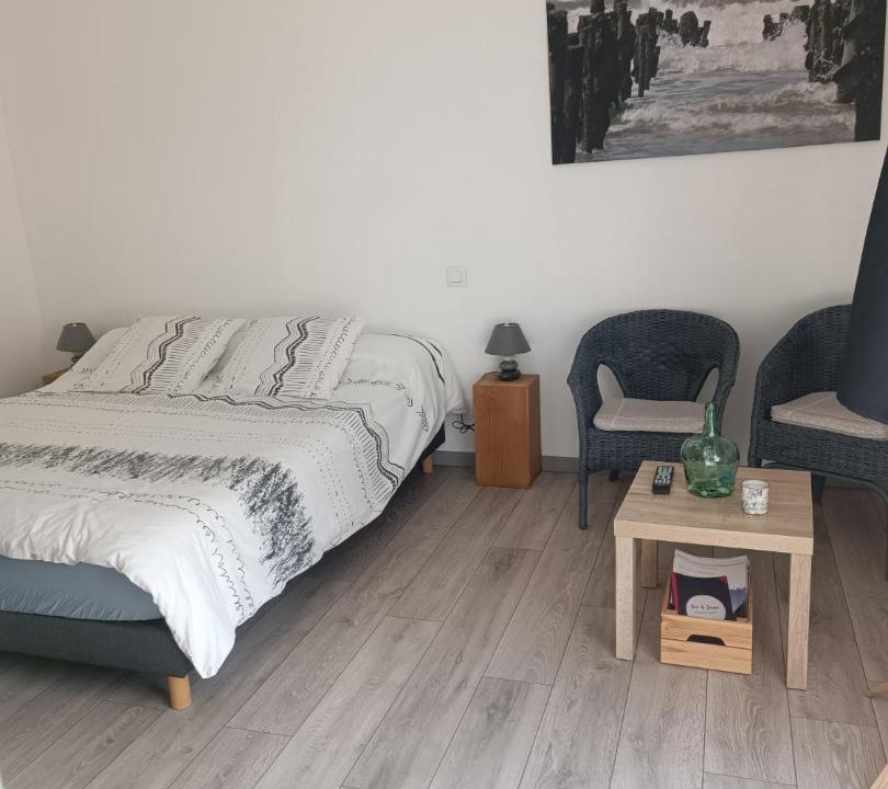 Photo of Others in Arrest