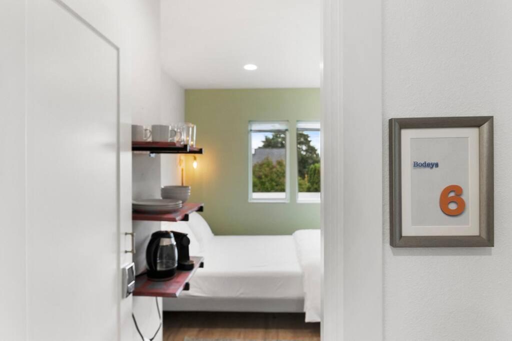 Photo of Others in Whittier Heights