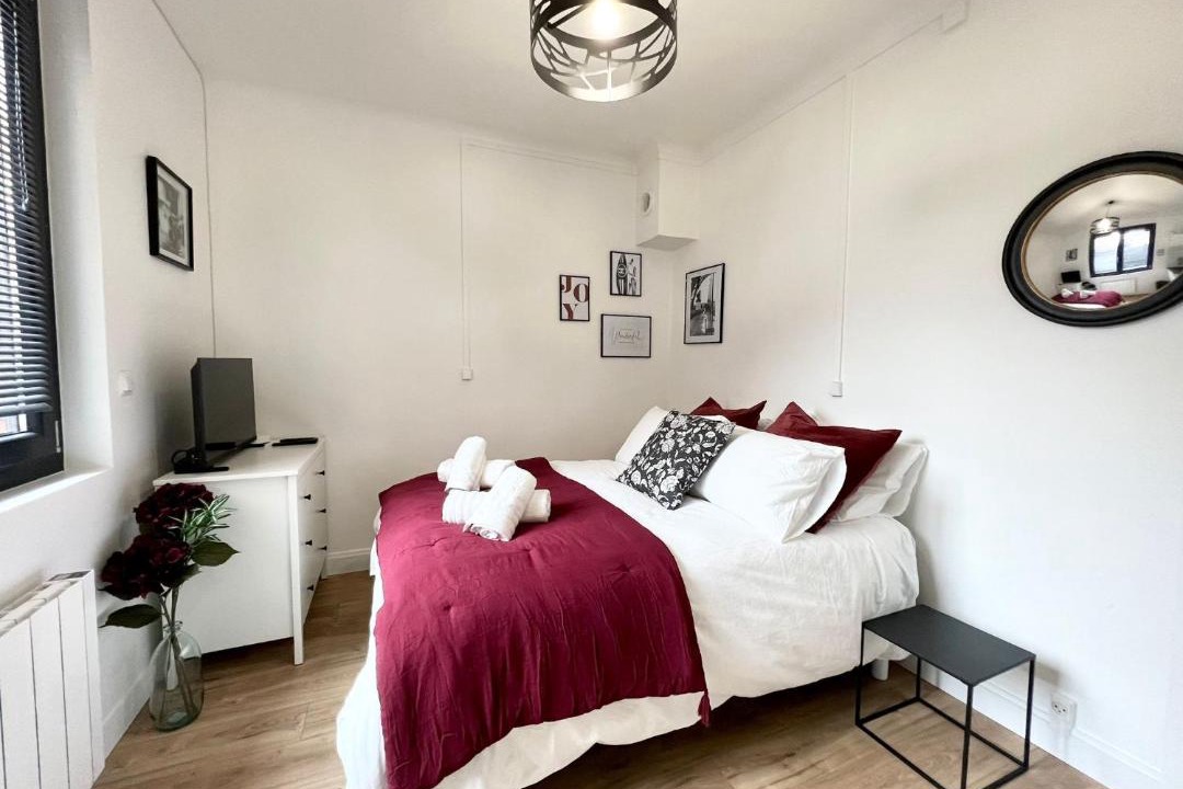 Photo of Bedroom in Beauvais