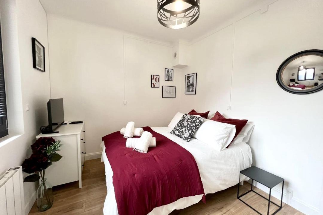 Photo of Bedroom in Beauvais