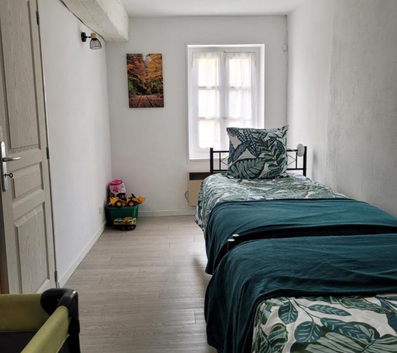 Photo of Bedroom in Coulanges-sur-Yonne