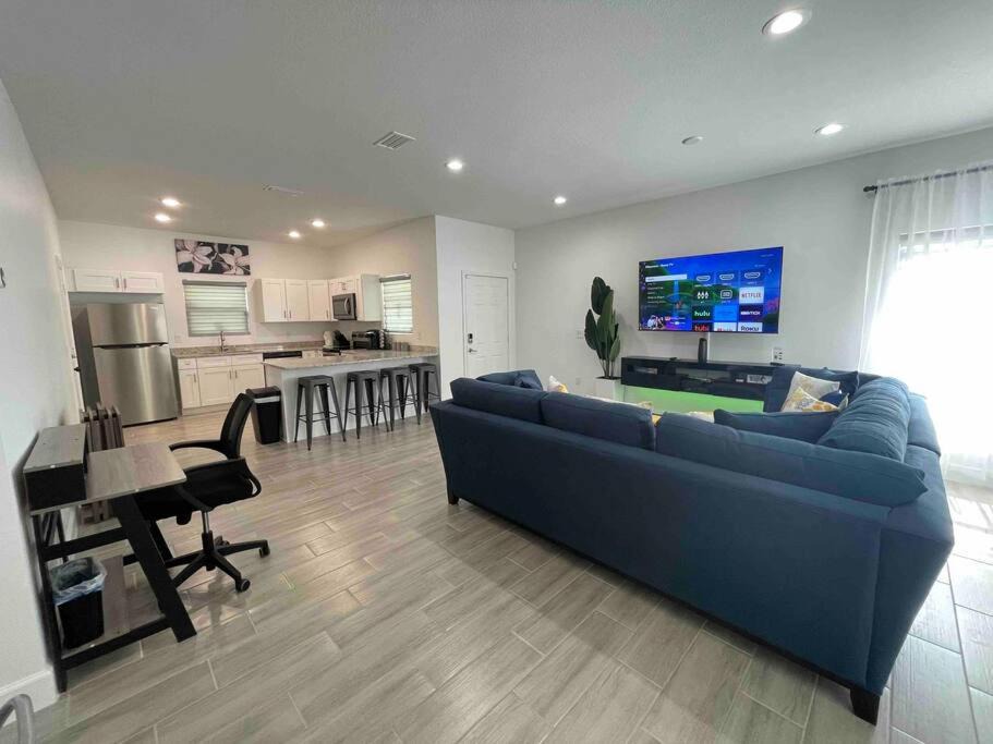 Photo of Others in New Malibu