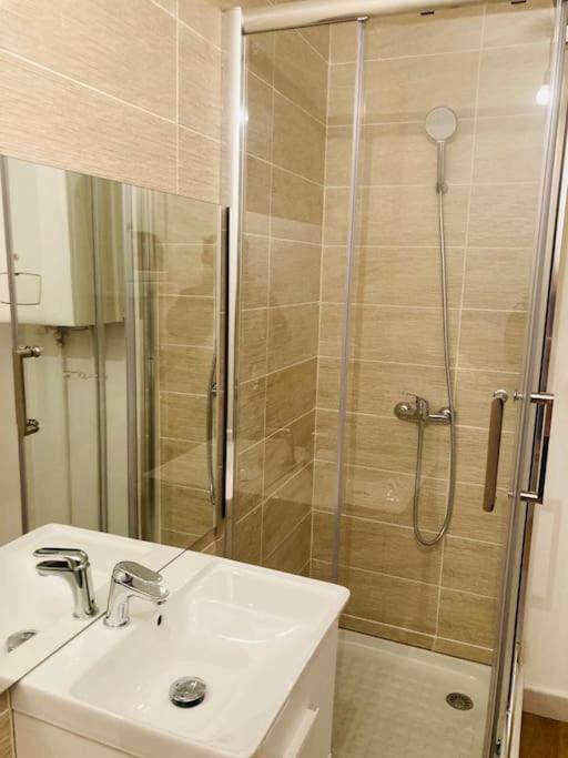 Photo of Bathroom in Vierzon