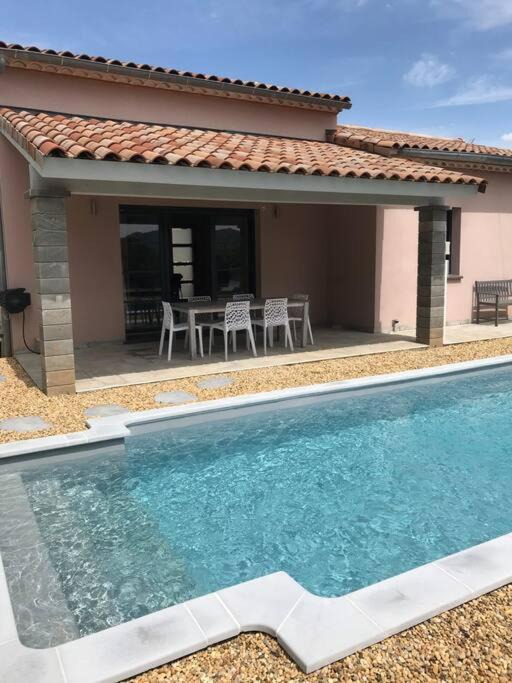 Photo of Outdoor in Saint-Paul-le-Jeune