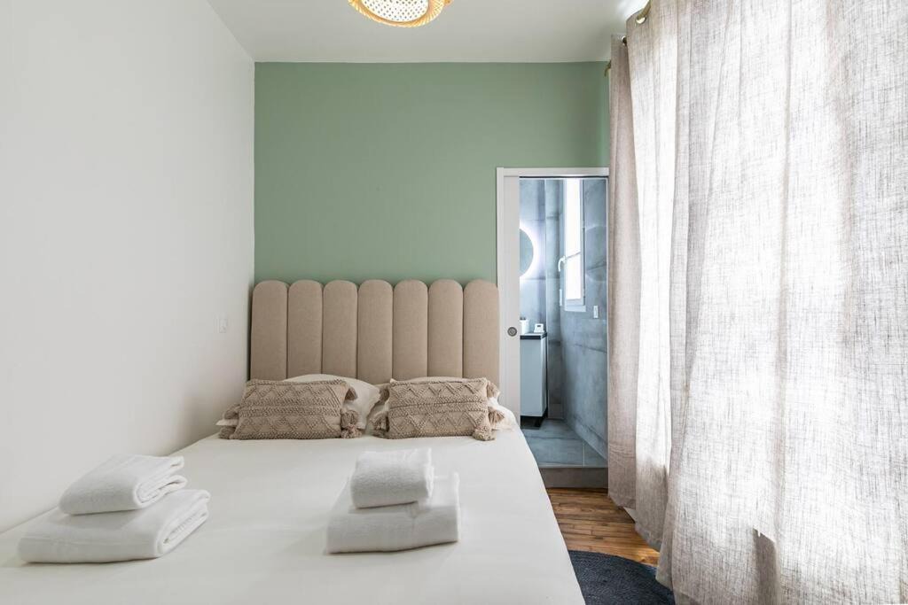Photo of Bedroom in Montreuil