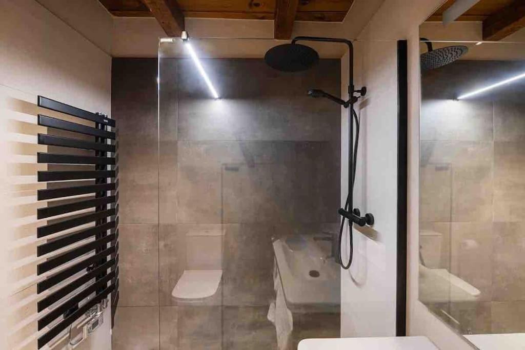 Photo of Bathroom in Ordino
