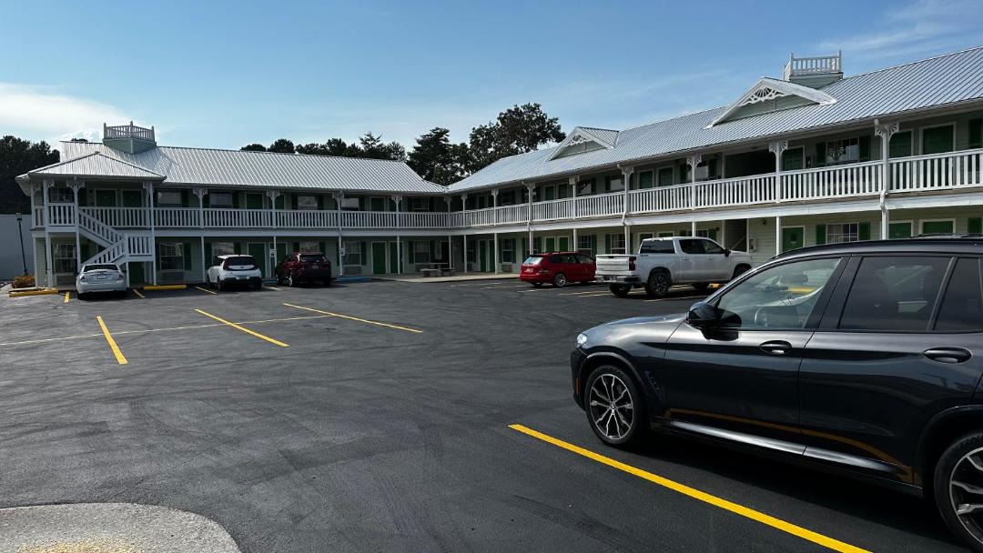 Photo of Others in Chatsworth