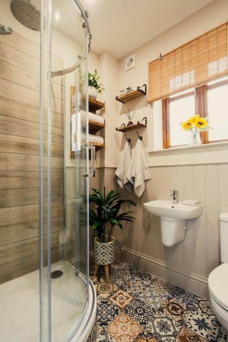 Photo of Others in Ashby-de-la-Zouch