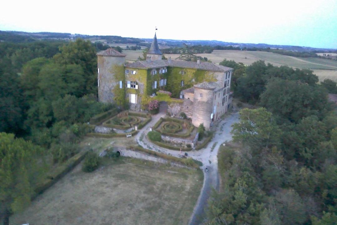 Photo of Others in Lautrec