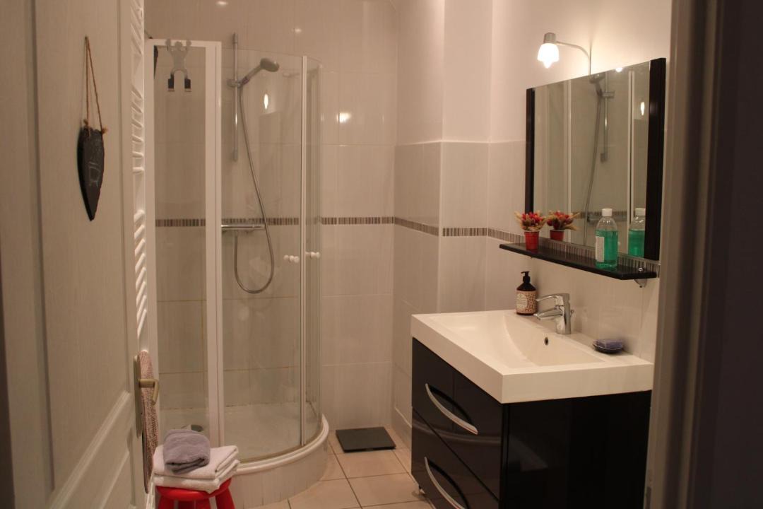 Photo of Bathroom in La Chapelle-du-Bard