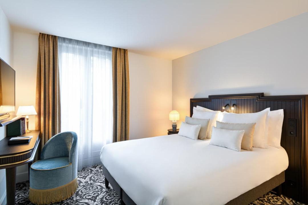 Photo of Bedroom in Fontainebleau