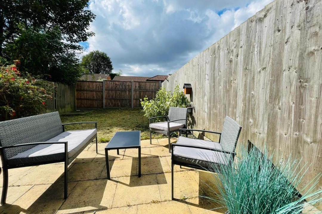 Photo of Others in Luton