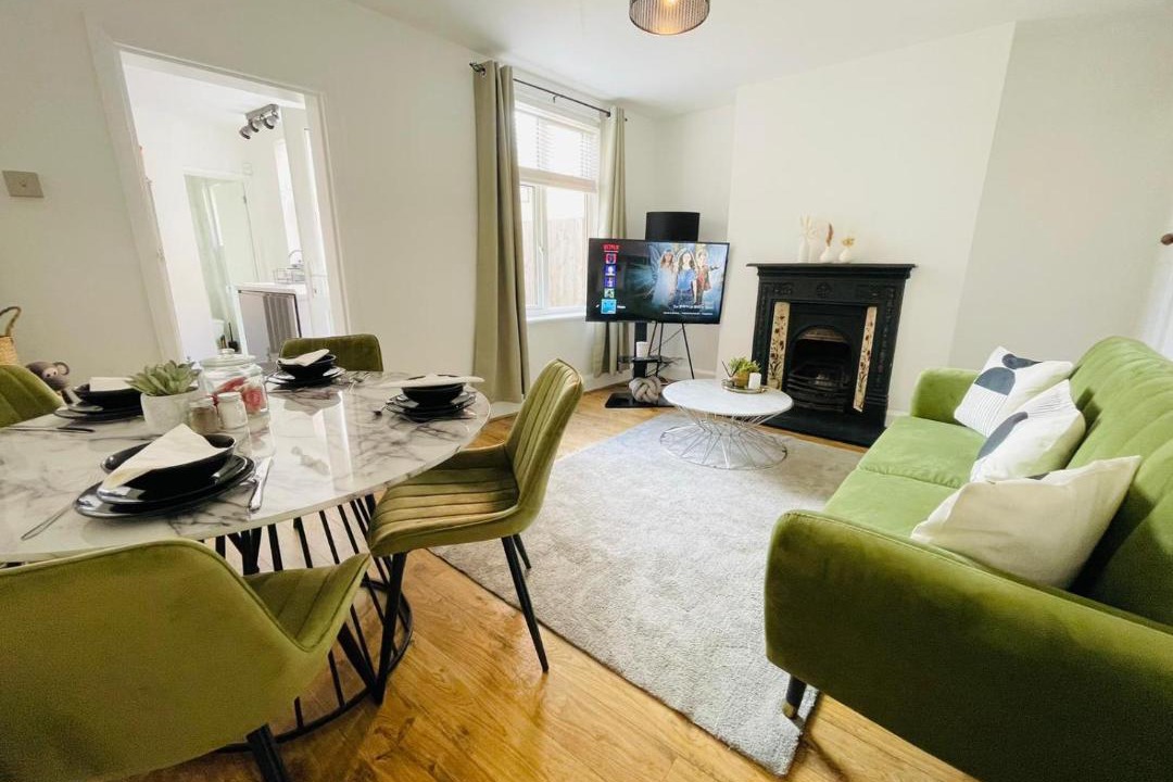 Photo of Others in Luton