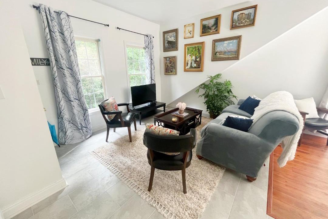 Photo of Livingroom in Covington