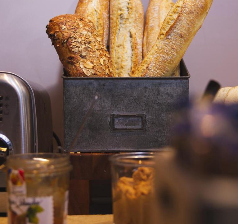 Photo of Kitchen in Saint Nicolas - Charles III - Ville vieille - Trois Maisons - Leopold