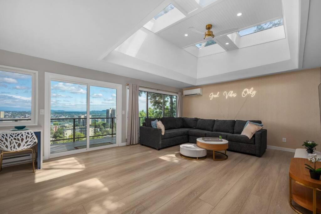 Photo of Others in Portland Heights