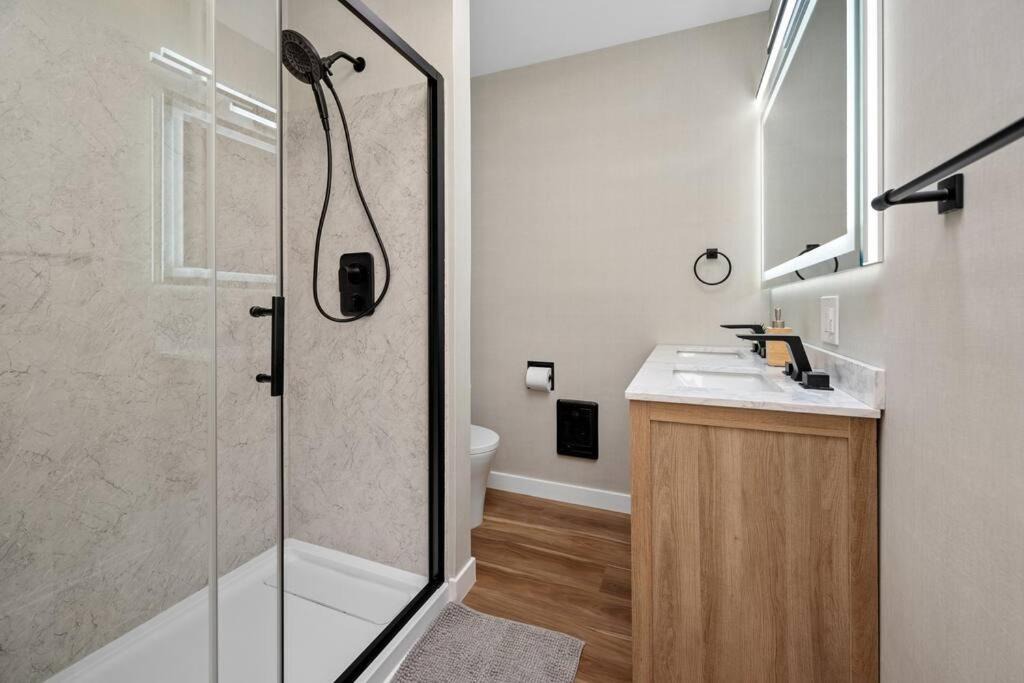 Photo of Others in Portland Heights