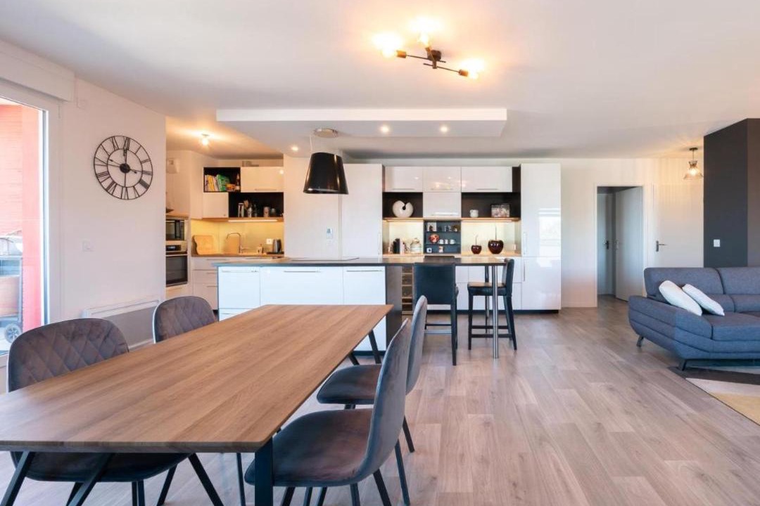 Photo of Others in Jean Jaures