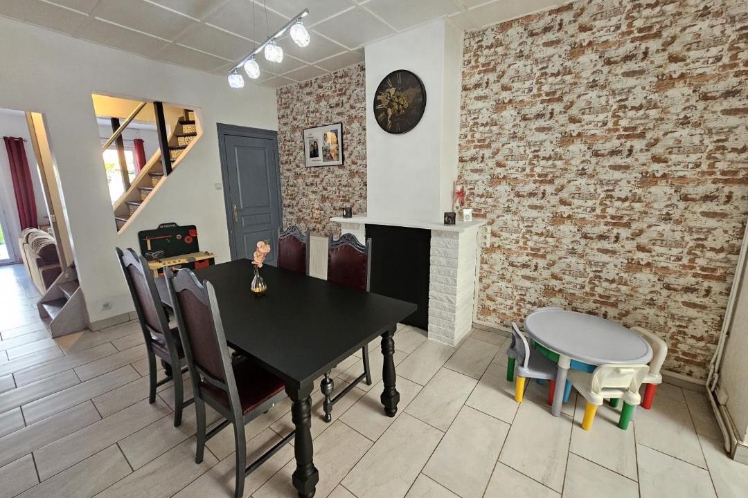 Photo of Livingroom in Montigny-en-Gohelle