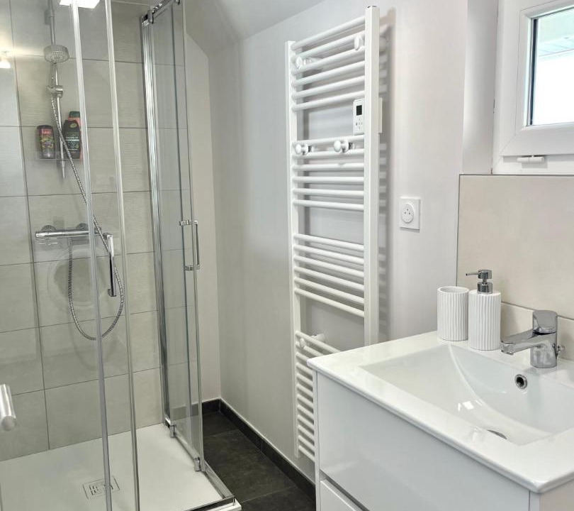 Photo of Bathroom in Enquin-sur-Baillons