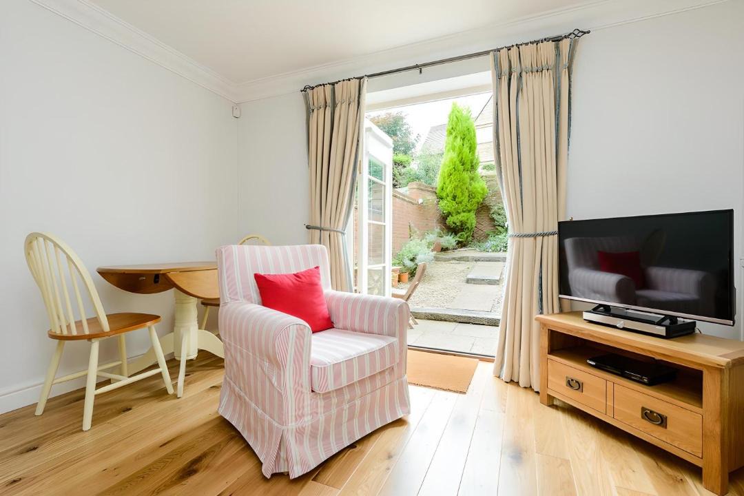 Photo of Others in Ebrington