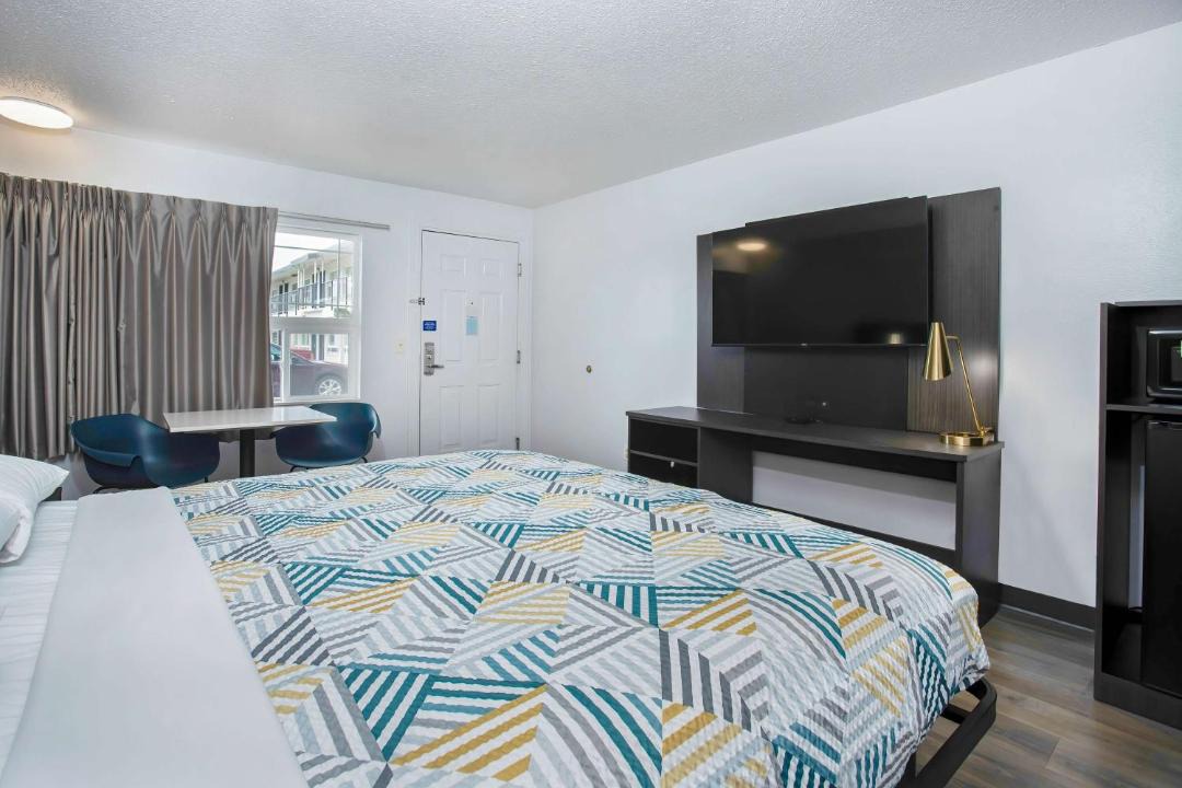 Photo of Bedroom in Larkspur