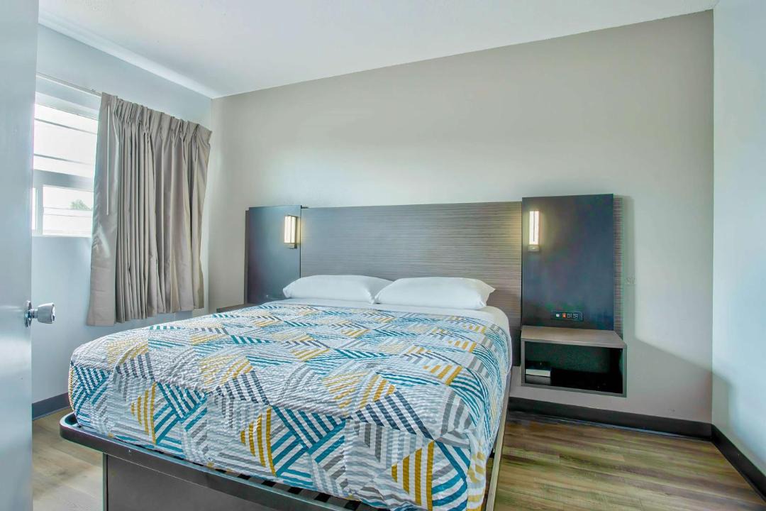 Photo of Bedroom in Larkspur