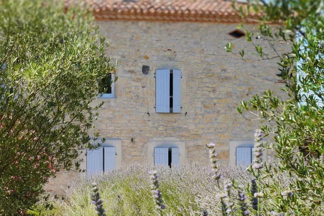 Photo of Buildings in Lamillarie