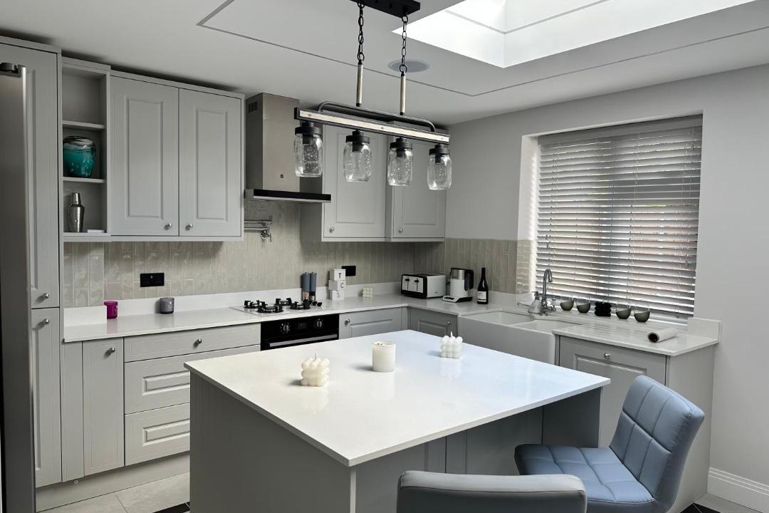 Photo of Others in Underhill