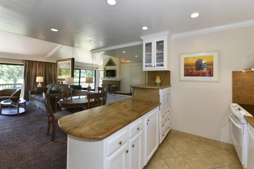 Photo of Livingroom in Napa
