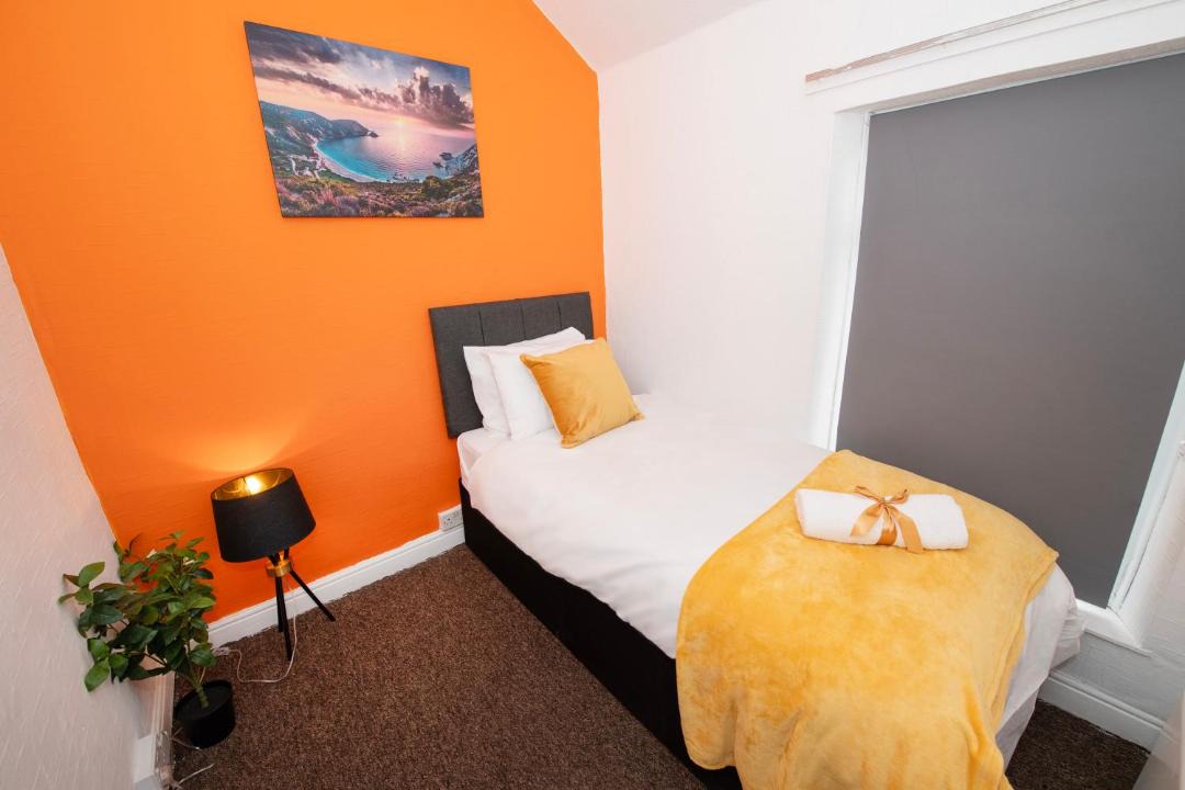 Photo of Others in Hull