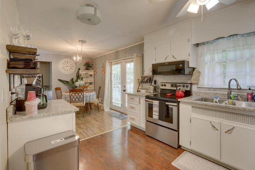 Photo of Kitchen in Center Point