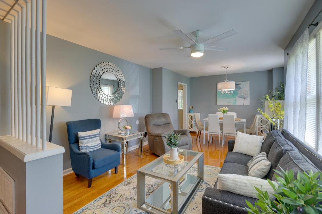 Photo of Livingroom in Center Point