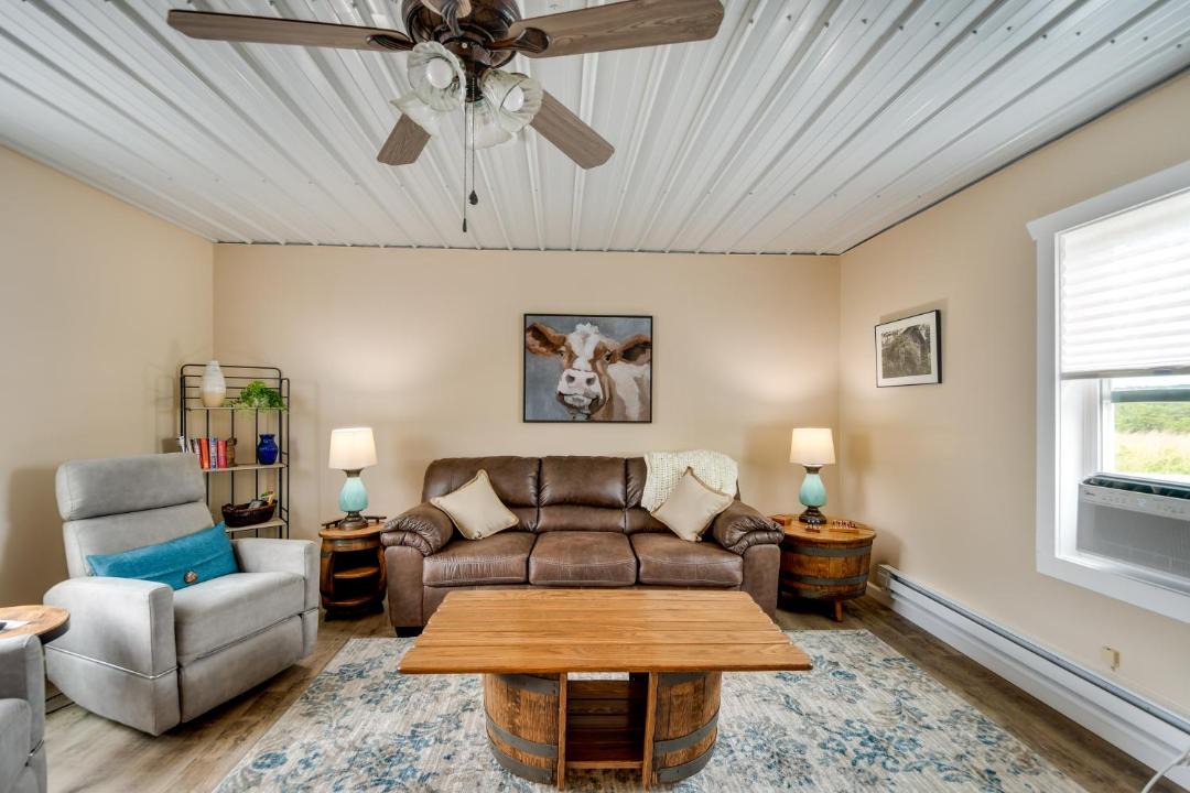 Photo of Livingroom in Bixby