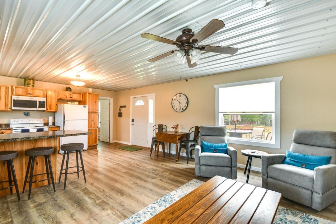 Photo of Livingroom in Bixby