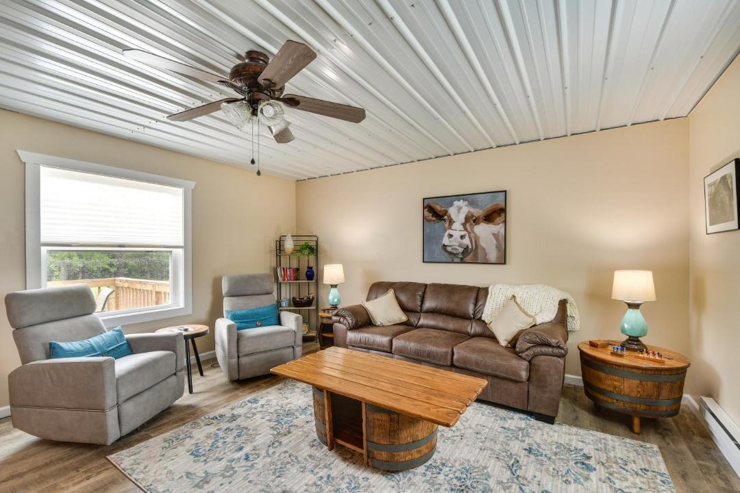 Photo of Livingroom in Bixby