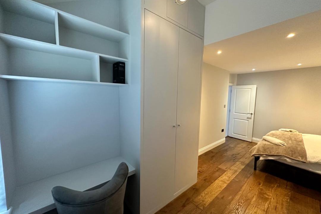 Photo of Others in Underhill