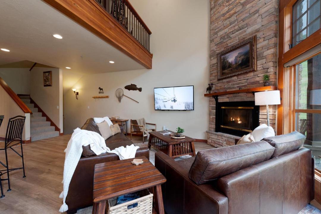 Photo of Livingroom in Purgatory