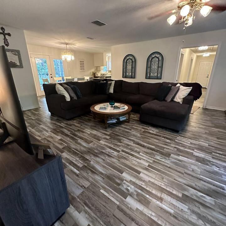 Photo of Livingroom in Kilgore