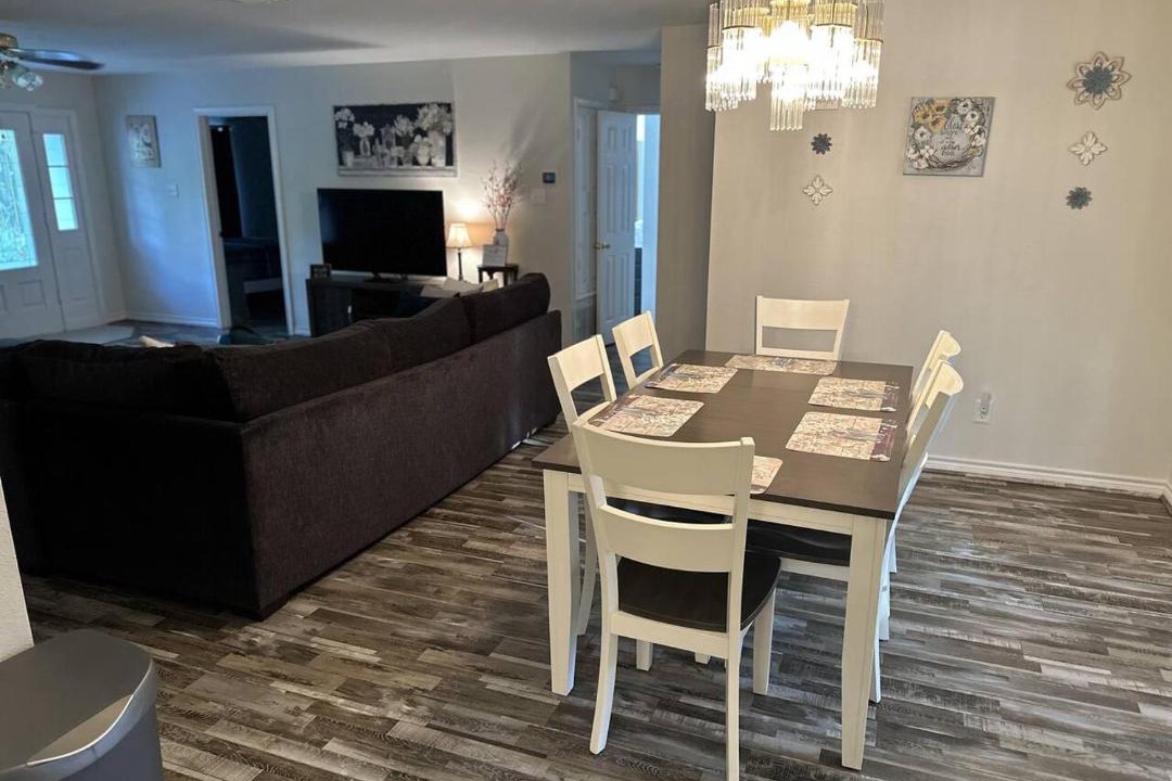 Photo of Livingroom in Kilgore