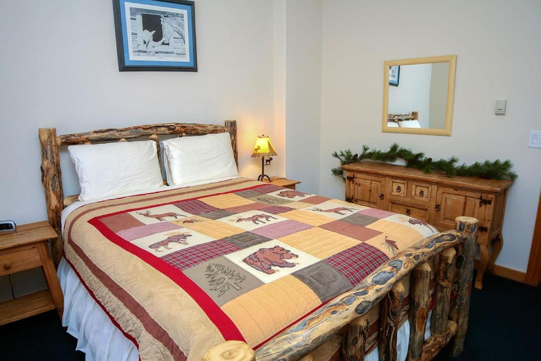 Photo of Bedroom in Estes Park