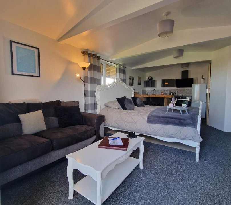 Photo of Others in Ham