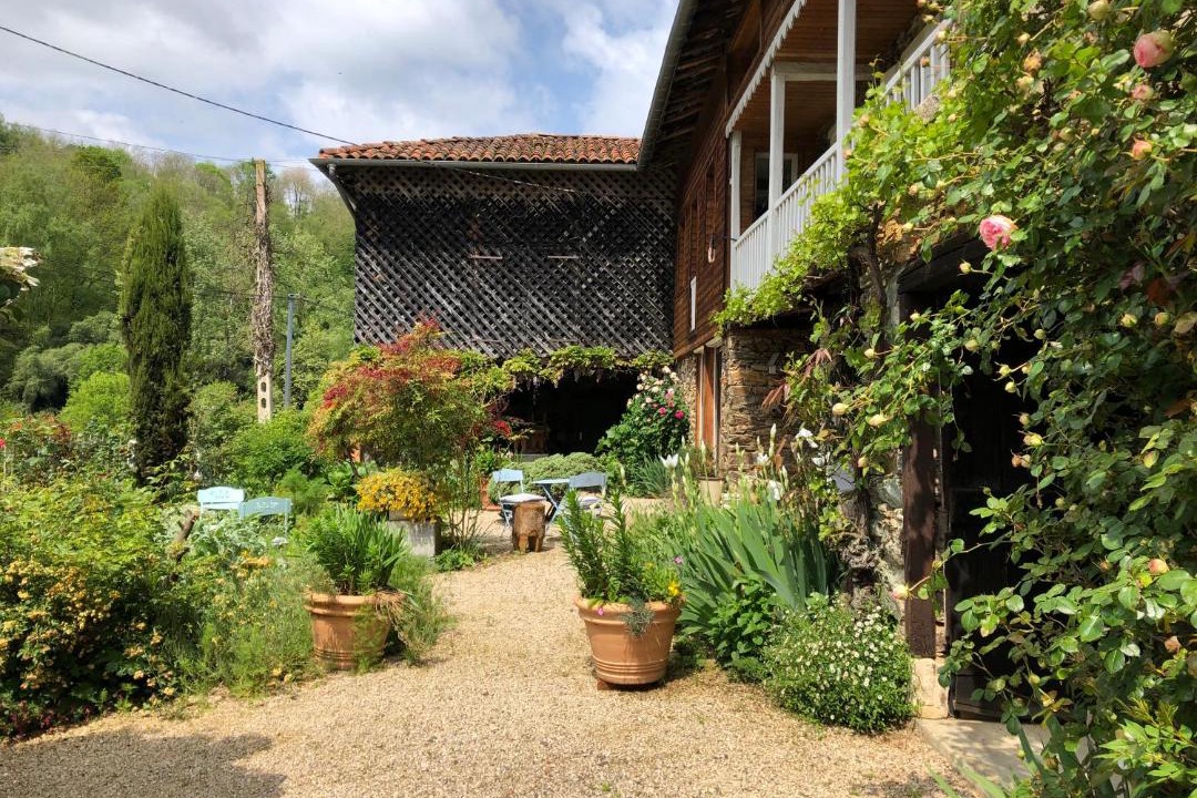 Photo of Others in Chein-Dessus