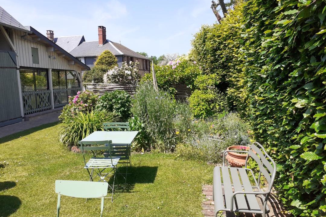 Photo of Others in Saint-Sylvestre-de-Cormeilles