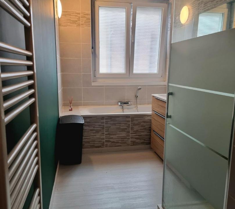 Photo of Others in Lens